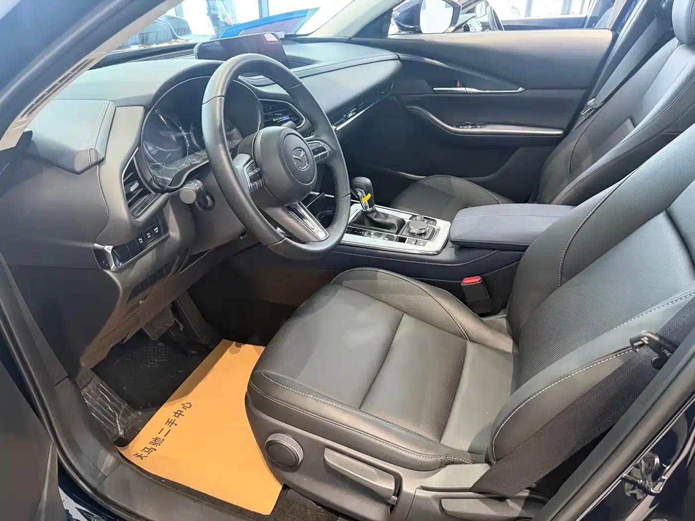 Mazda CX-30 2024 2.0L Automatic Elegance Edition — миниатюра 9