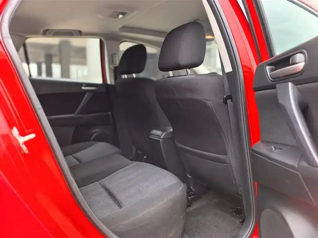 Mazda3 Axela 2012 Hatchback 1.6L Automatic Elite — миниатюра 14