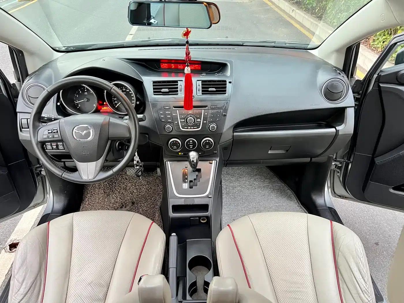 Mazda 5 2011 2.0L Automatic Luxury — миниатюра 11