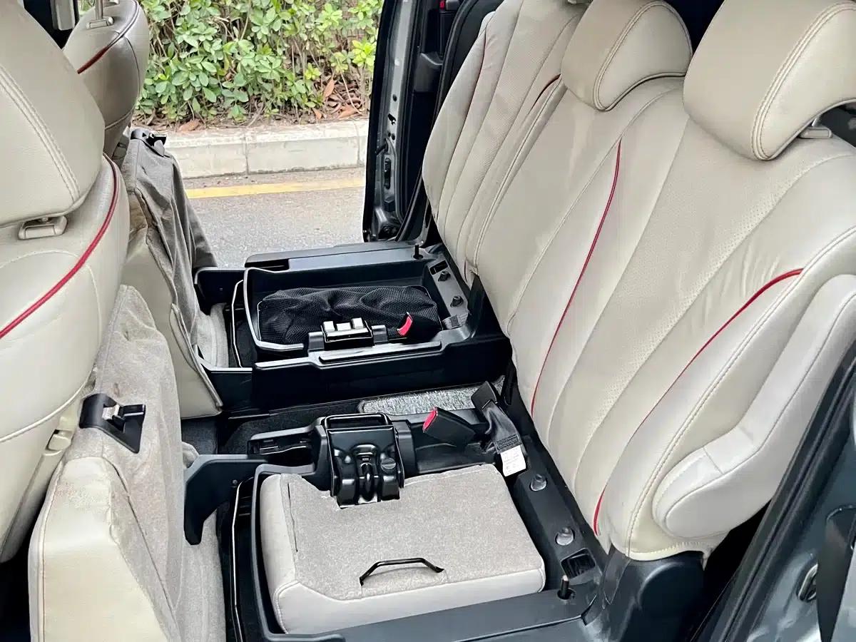 Mazda 5 2011 2.0L Automatic Luxury — миниатюра 13