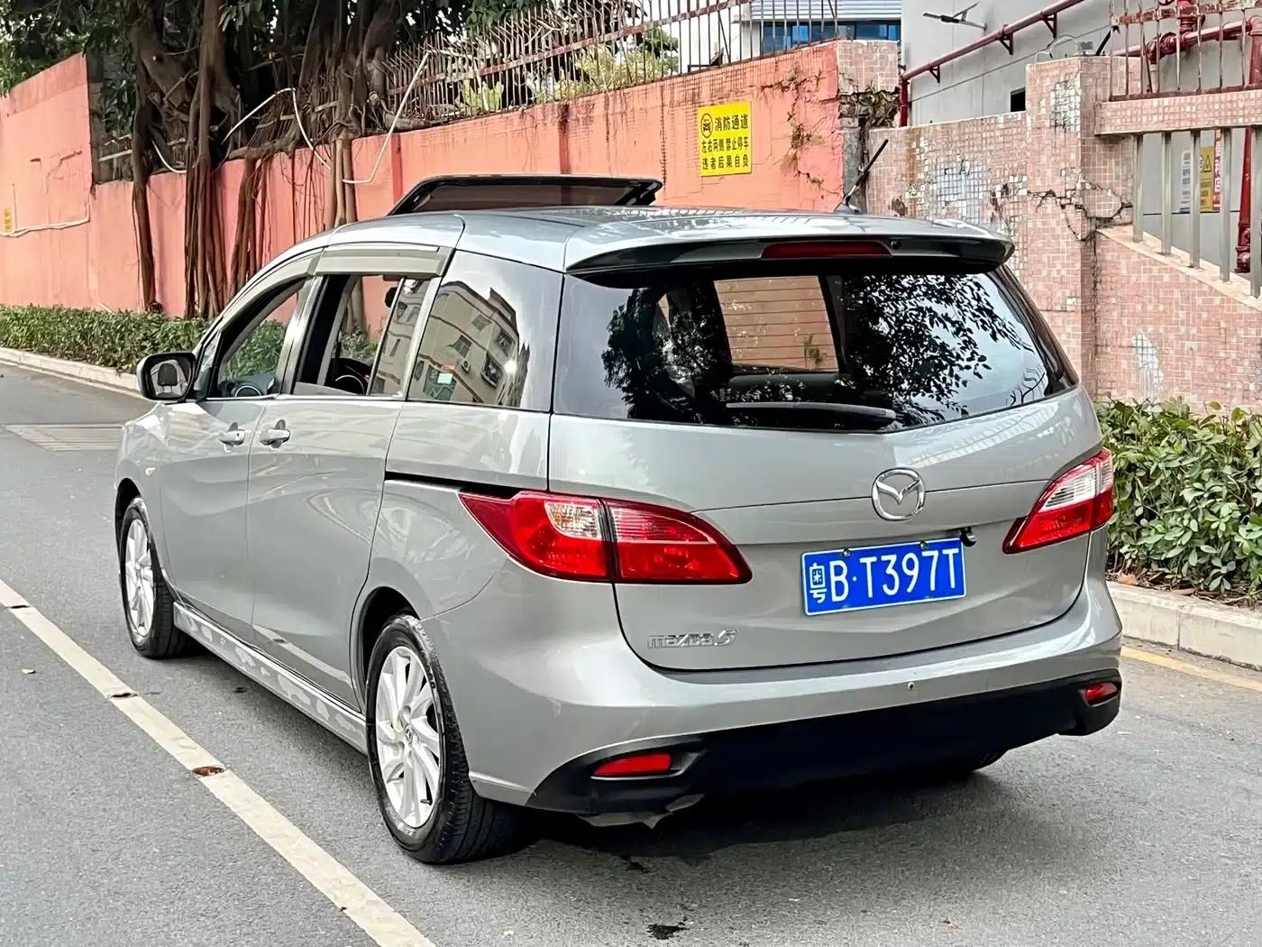 Mazda 5 2011 2.0L Automatic Luxury — миниатюра 3