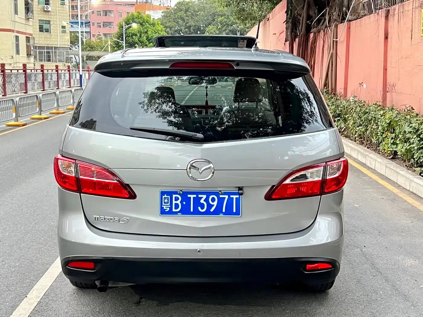 Mazda 5 2011 2.0L Automatic Luxury — миниатюра 4