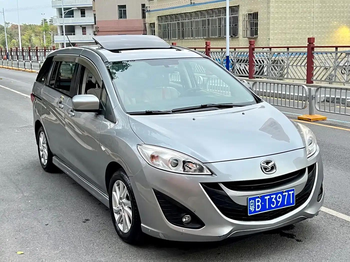 Mazda 5 2011 2.0L Automatic Luxury — миниатюра 6