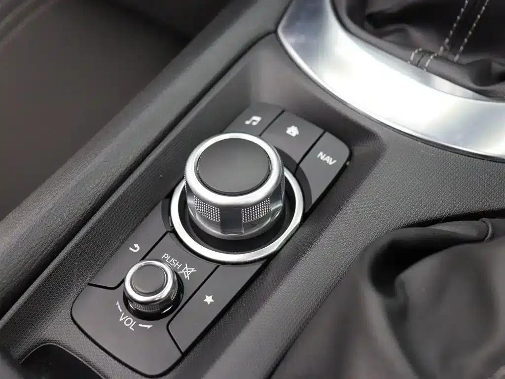 Mazda MX-5 2023 2.0L Manual — миниатюра 19