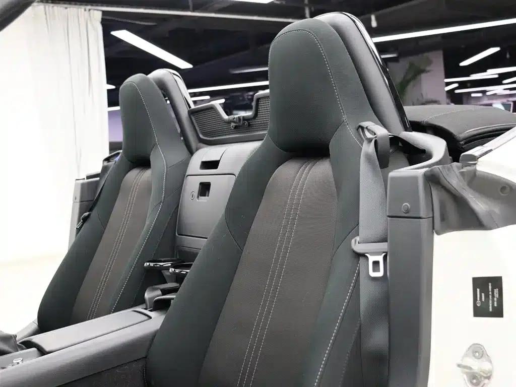 Mazda MX-5 2023 2.0L Manual — миниатюра 3