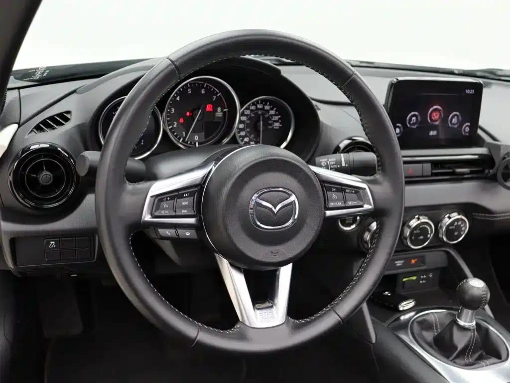 Mazda MX-5 2023 2.0L Manual — миниатюра 7