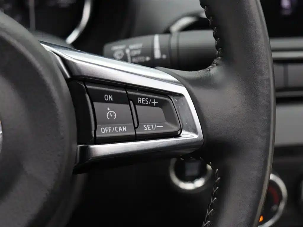 Mazda MX-5 2023 2.0L Manual — миниатюра 9