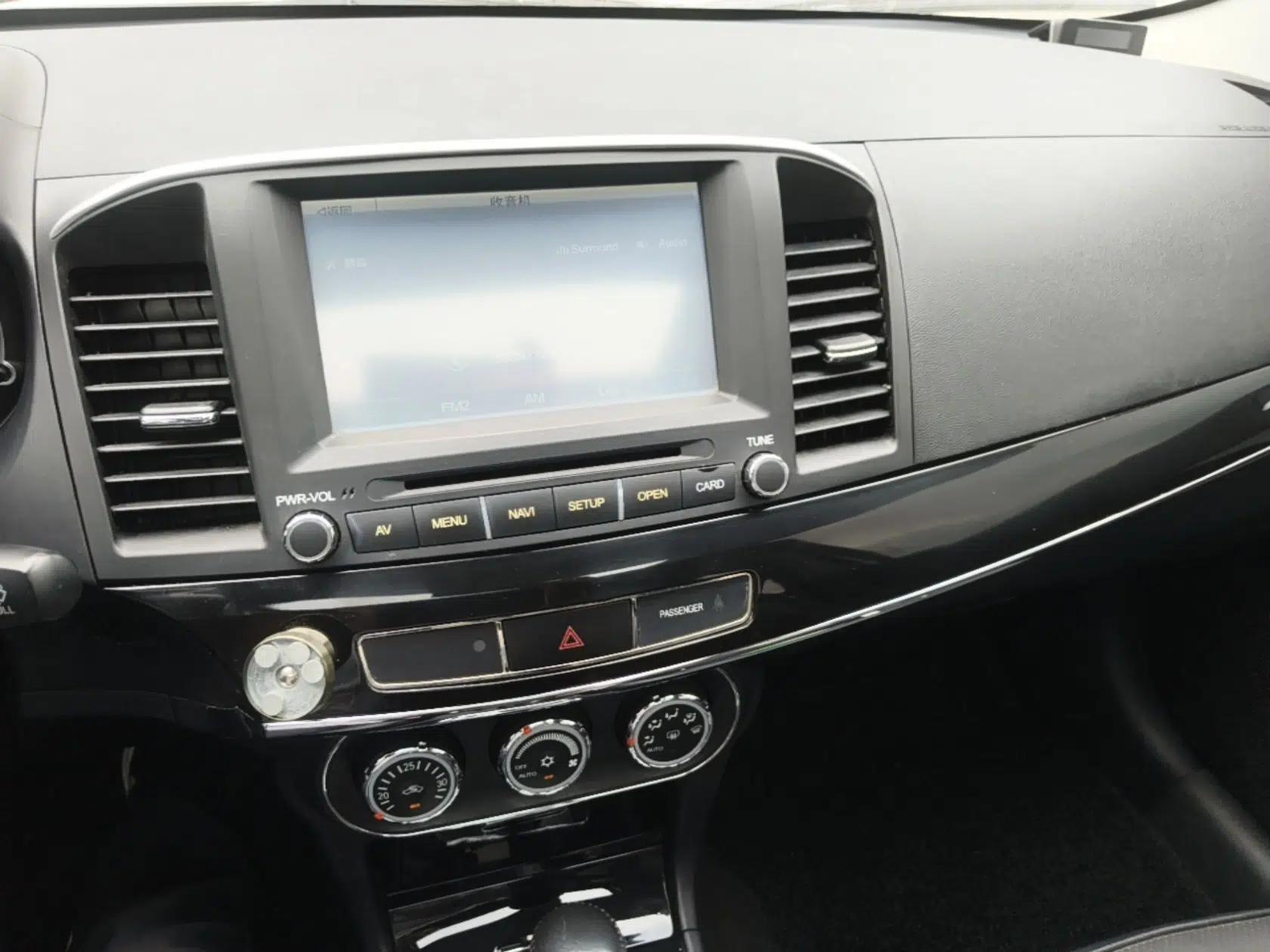 Mitsubishi Lancer EX 2013 Xinyuan Edition 2.0L CVT Flagship Model — миниатюра 15