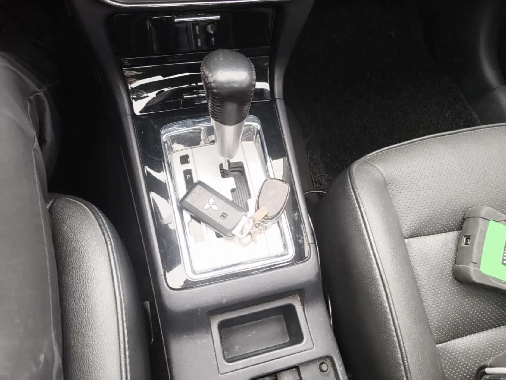 Mitsubishi Lancer EX 2013 Xinyuan Edition 2.0L CVT Flagship Model — миниатюра 16