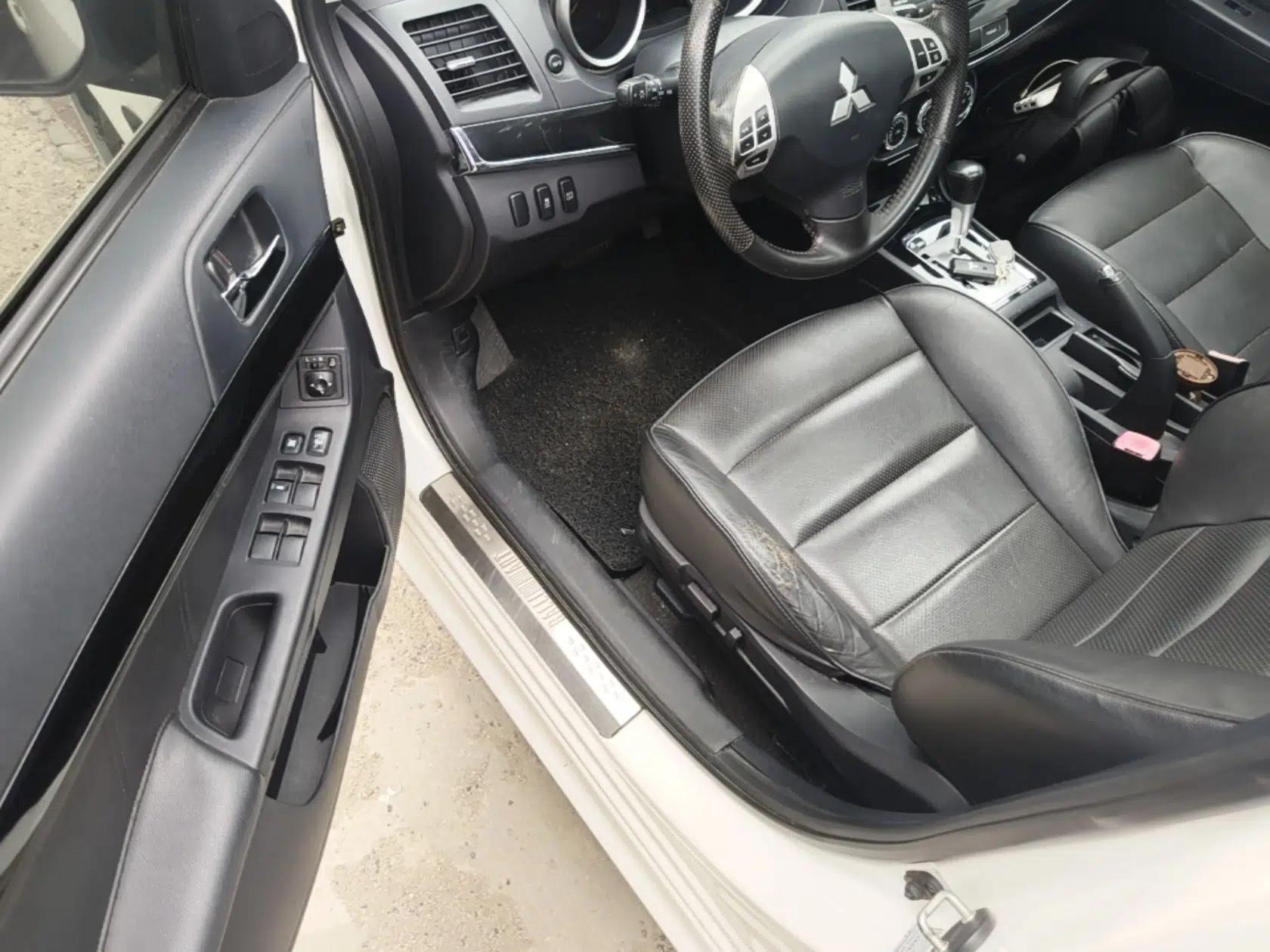 Mitsubishi Lancer EX 2013 Xinyuan Edition 2.0L CVT Flagship Model — миниатюра 18
