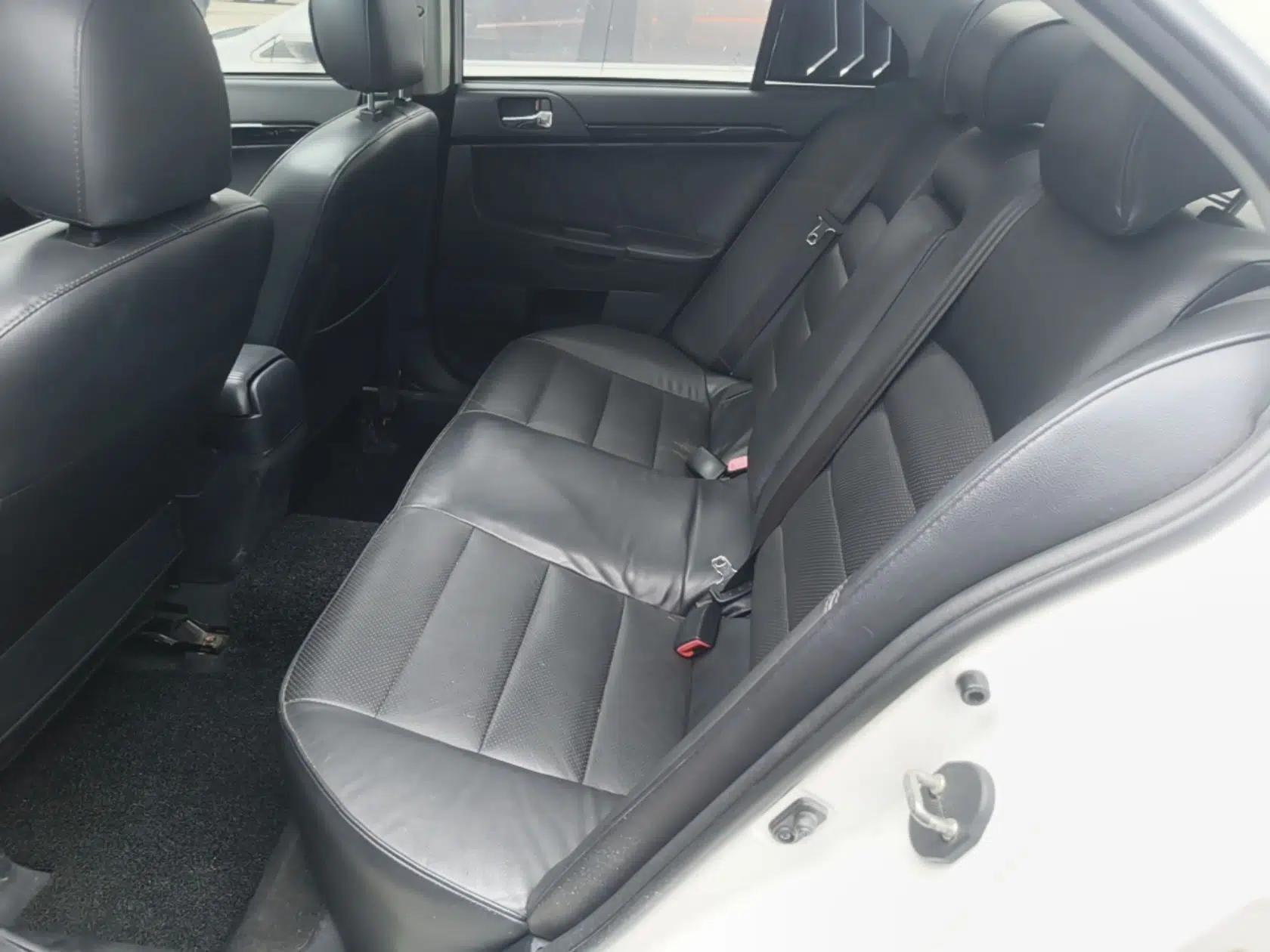 Mitsubishi Lancer EX 2013 Xinyuan Edition 2.0L CVT Flagship Model — миниатюра 19