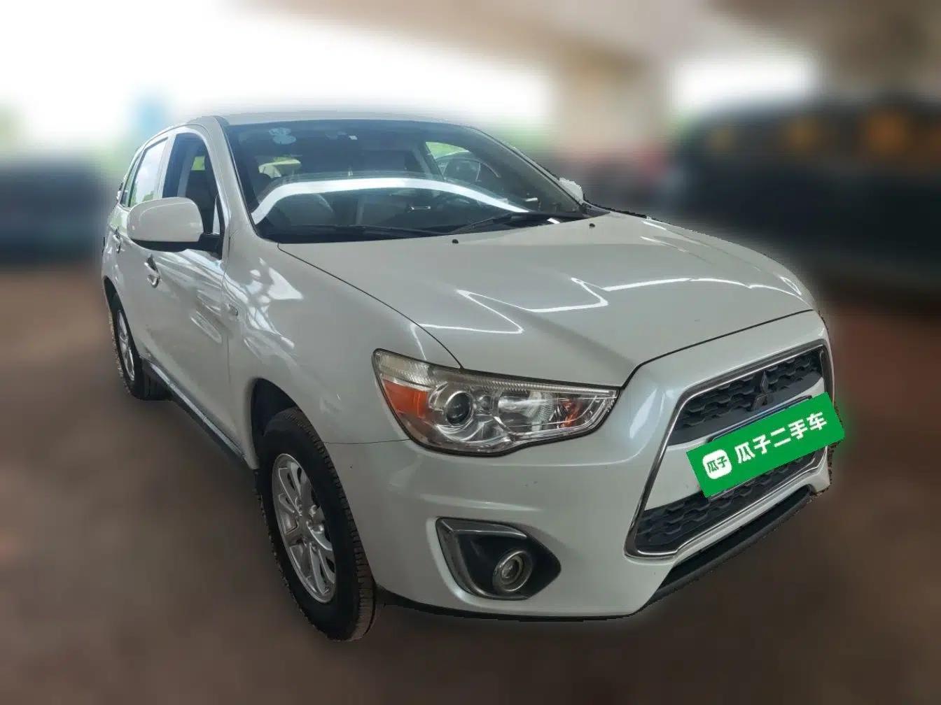 Mitsubishi ASX 2015 2.0L CVT Two-Wheel Drive Elite Edition — миниатюра 3