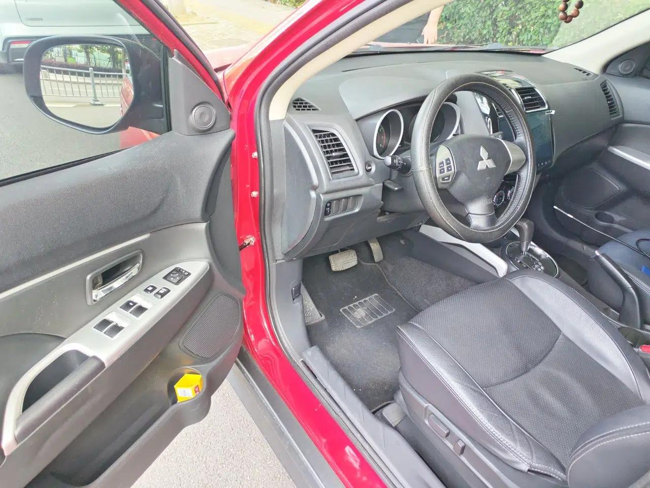 Mitsubishi ASX 2016 2.0L CVT Two-Wheel Drive Navigation Edition — миниатюра 17