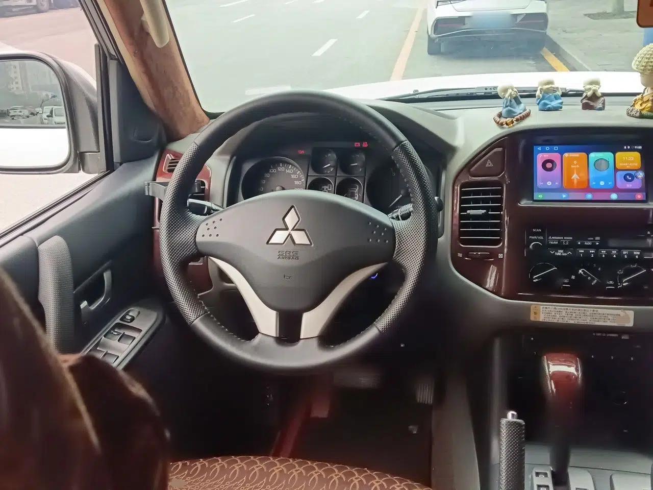 Mitsubishi Pajero 2011 V73 3.0L AT GLX — миниатюра 11