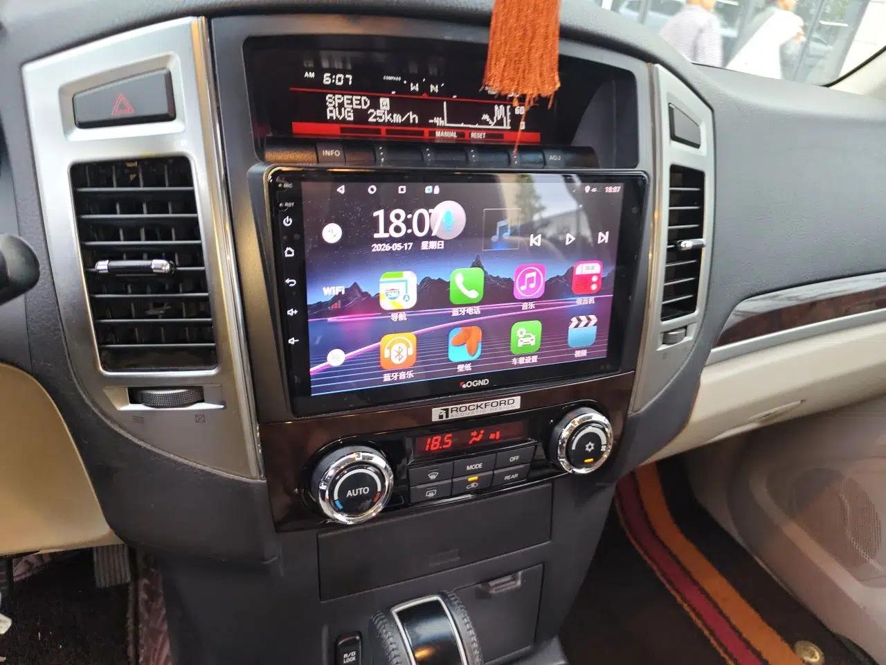 Mitsubishi Pajero  — миниатюра 14