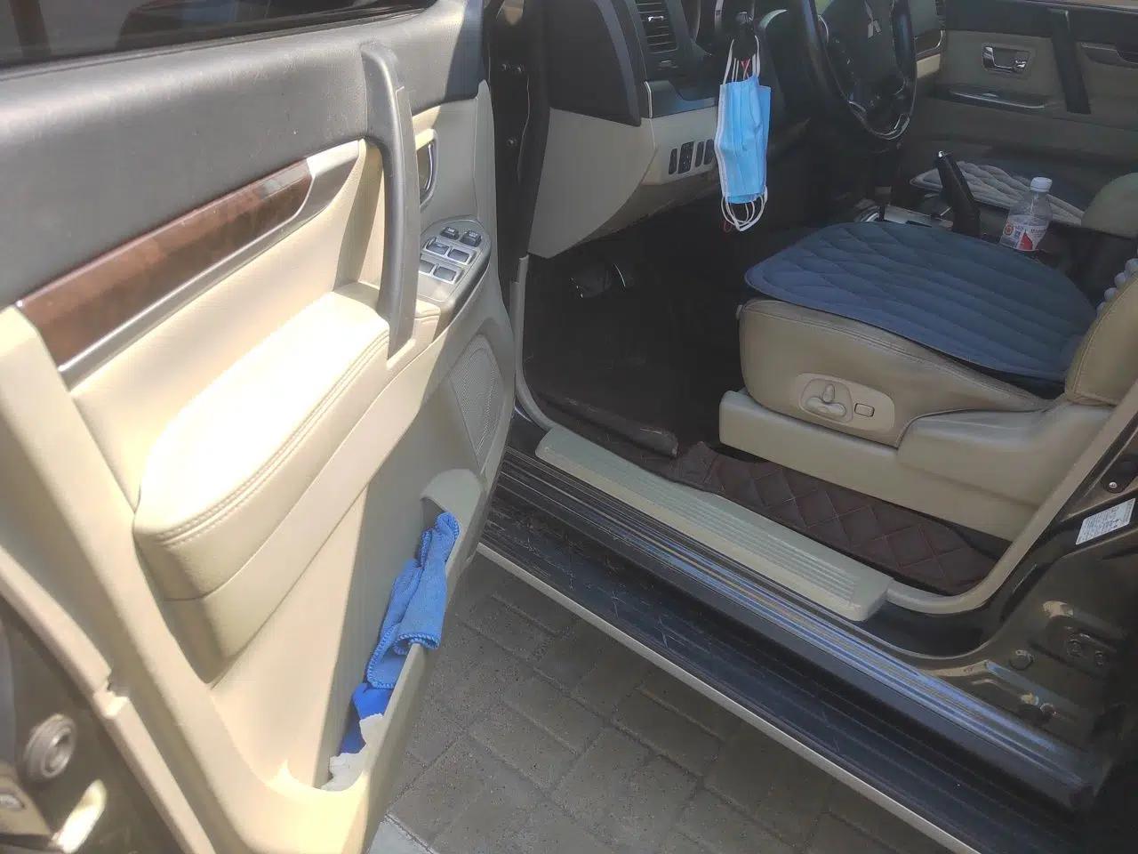 Mitsubishi Pajero  — миниатюра 17