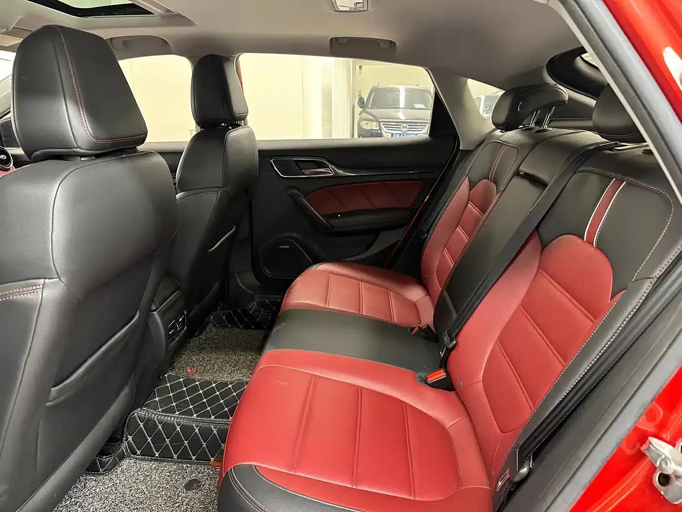 MG6 2019 20T Automatic Trophy Racing Edition + BOSE Deluxe Sound System — миниатюра 9