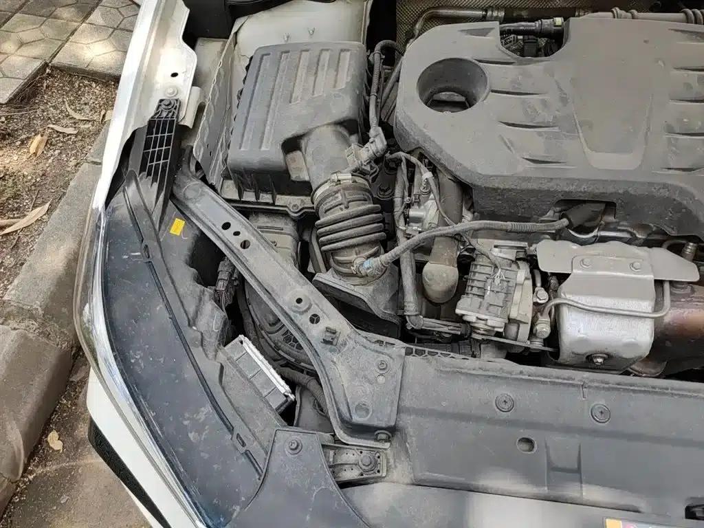 MG6 2021 Pro 1.5T Automatic Trophy Luxury Edition — миниатюра 21