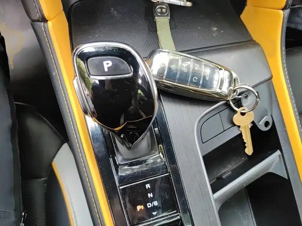 MG6 2021 Pro 1.5T Automatic Trophy Luxury Edition — миниатюра 7