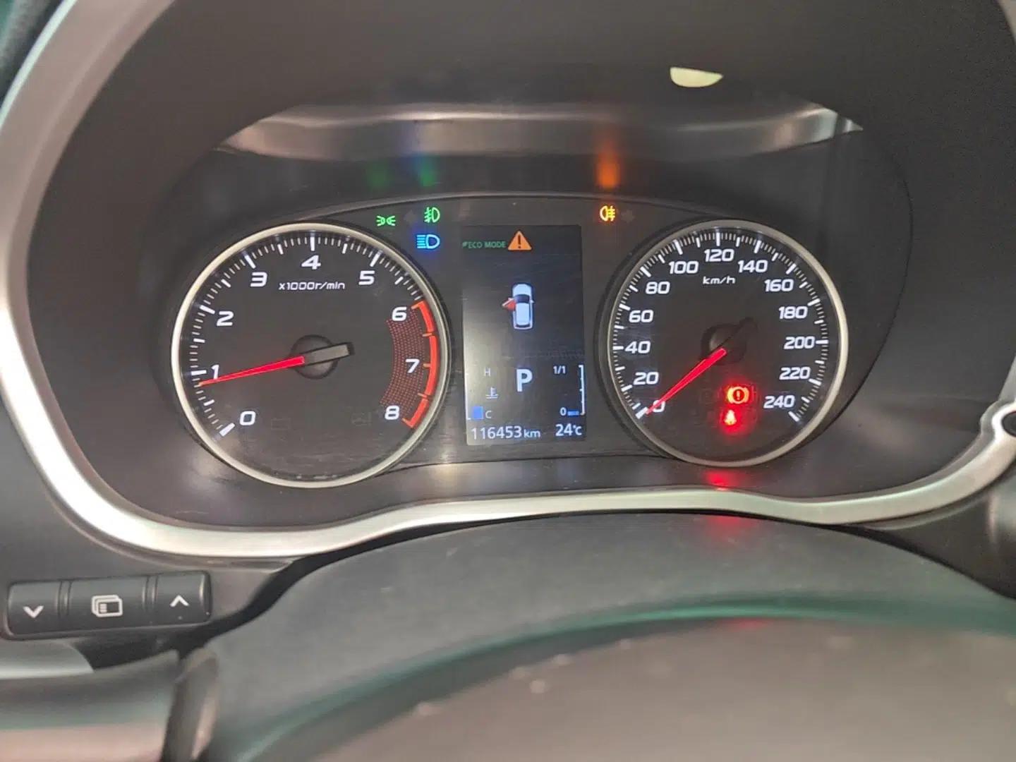 Mitsubishi Eclipse Cross 2018 1.5T CVT Two-Wheel Drive Fearless Edition — миниатюра 15