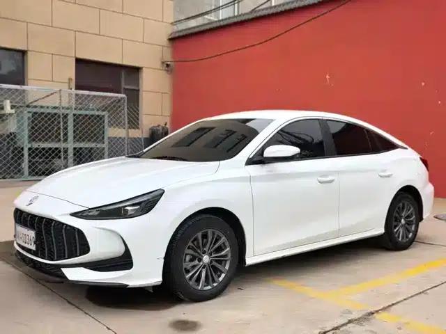 MG5 2026 180DVVT Global Luxury Edition