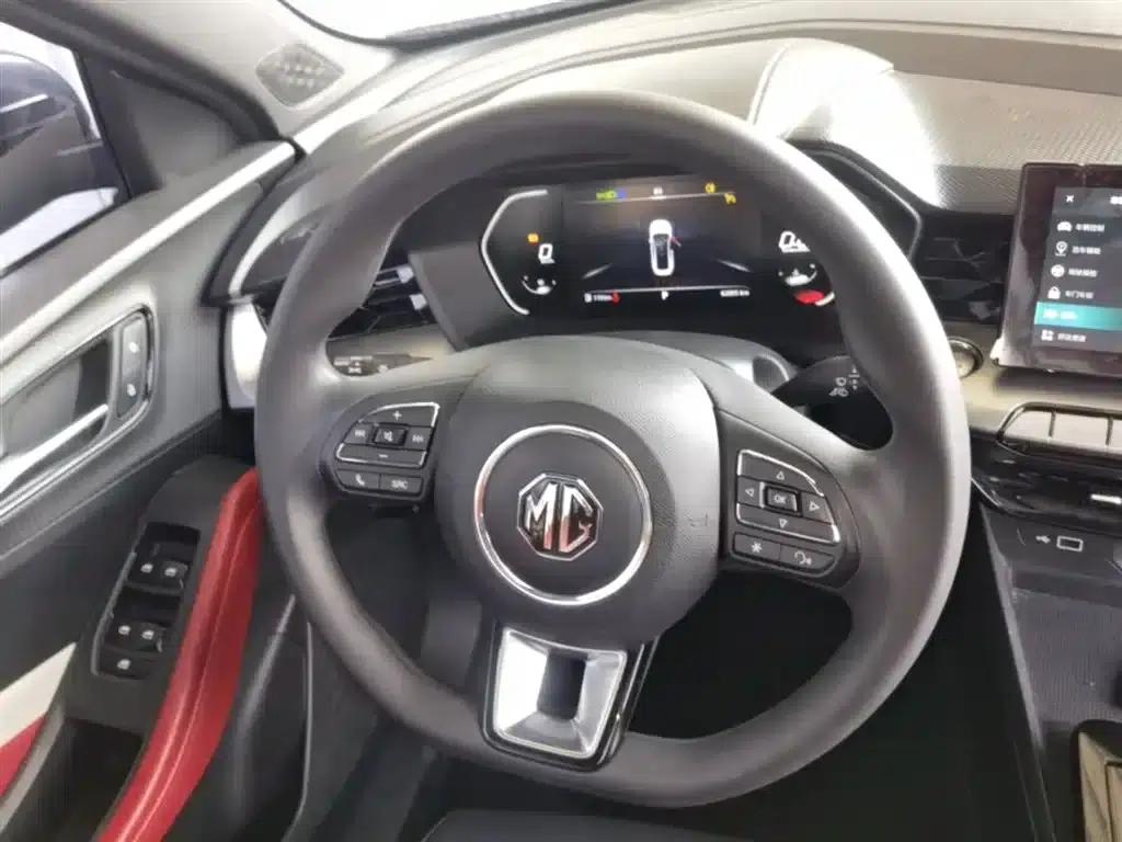 MG5 2021 Facelift 180DVVT CVT Youth Luxury Edition — миниатюра 11