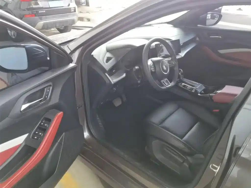MG5 2021 Facelift 180DVVT CVT Youth Luxury Edition — миниатюра 16