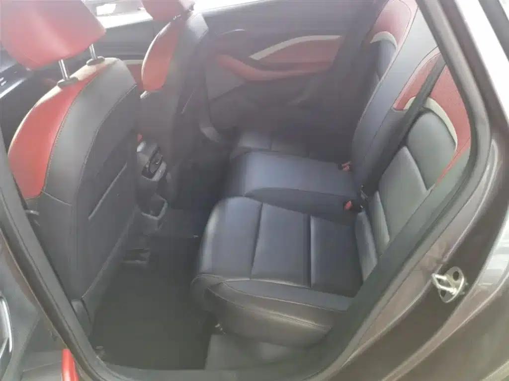 MG5 2021 Facelift 180DVVT CVT Youth Luxury Edition — миниатюра 17