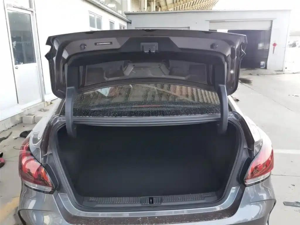 MG5 2021 Facelift 180DVVT CVT Youth Luxury Edition — миниатюра 19