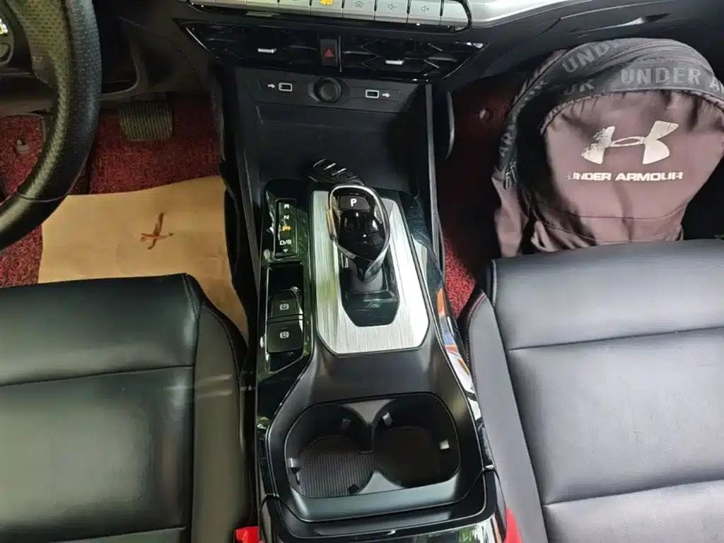 MG5 2021 300TGI DCT Luxury Flagship Edition — миниатюра 14