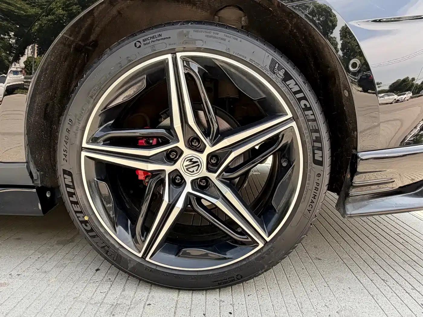 MG7 2025 2.0T Trophy+ Super Sport Edition — миниатюра 9