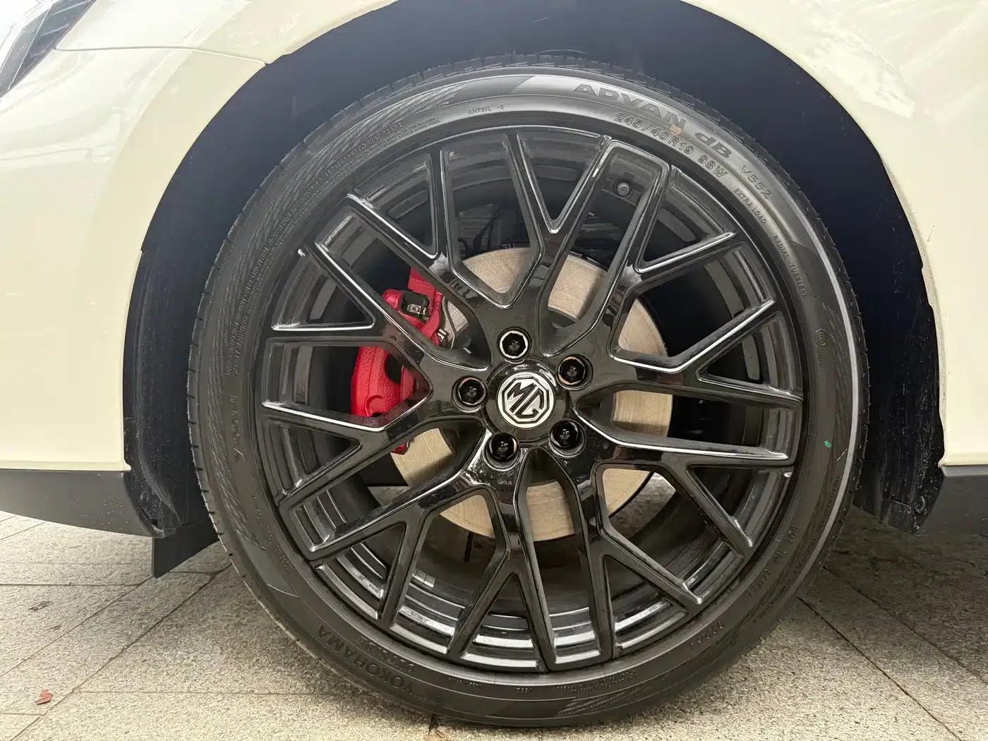 MG7 2026 2.0T Trophy+ Super Sport Edition — миниатюра 13