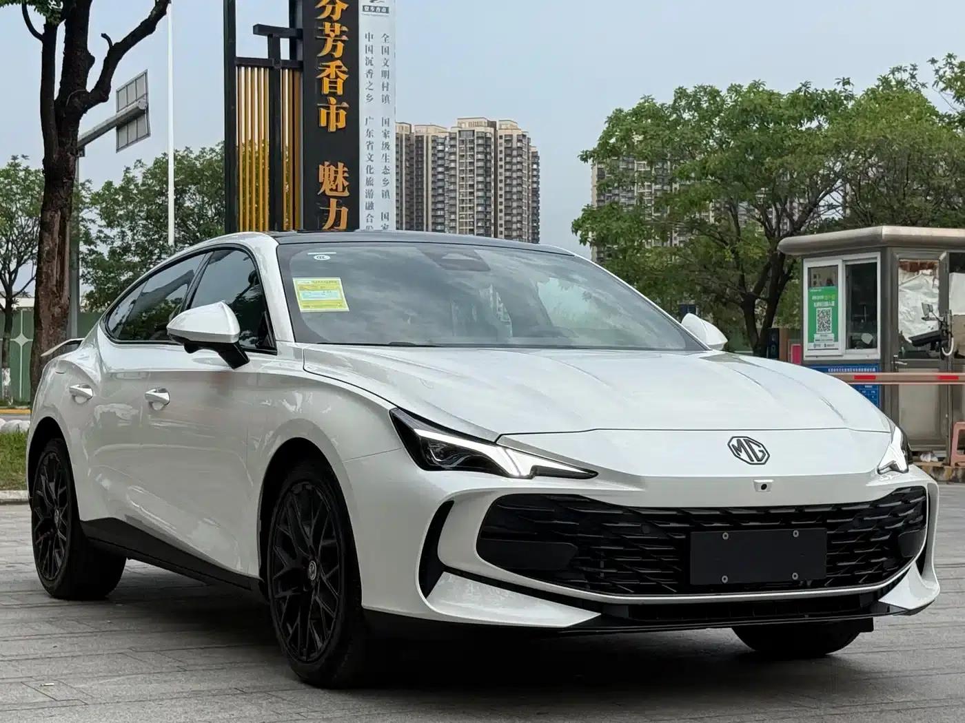MG7 2026 2.0T Trophy+ Super Sport Edition — миниатюра 3
