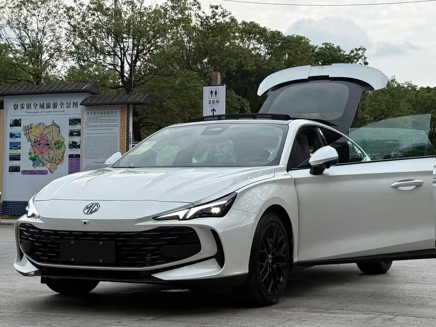 MG7 2026 2.0T Trophy+ Super Sport Edition — миниатюра 23