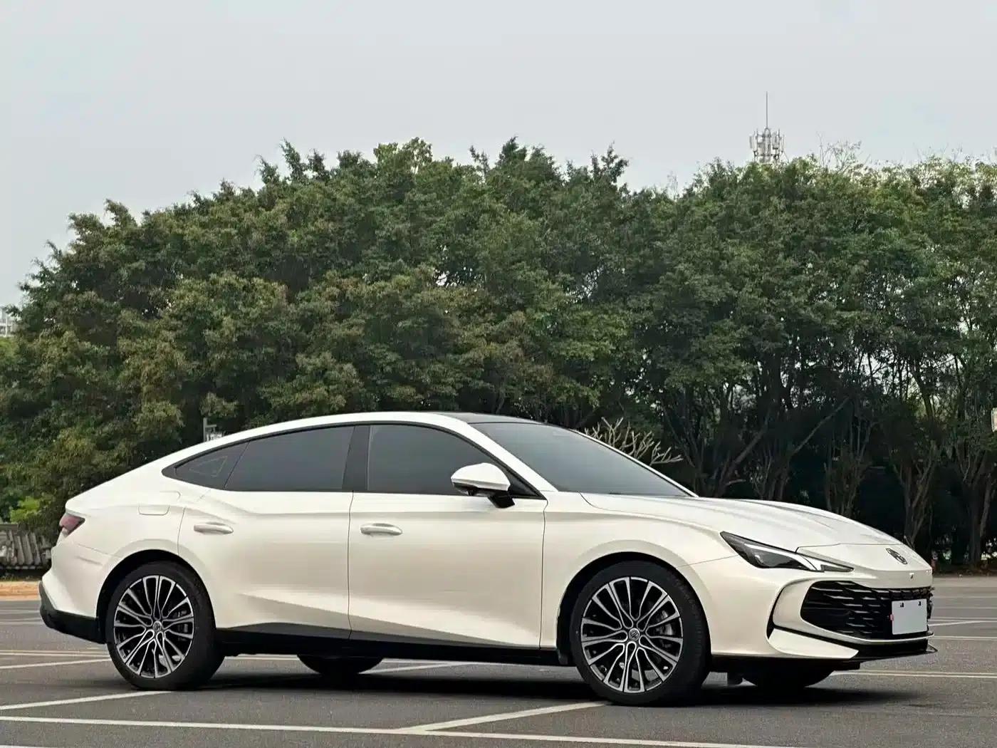 MG7 2023 1.5T DCT Elegant Edition — миниатюра 3