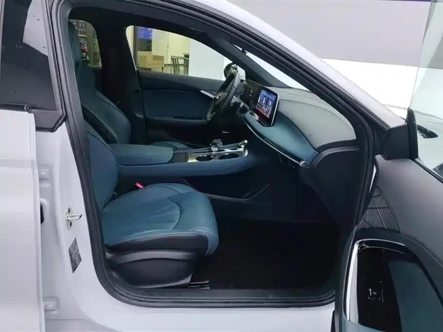 MG7 2023 1.5T DCT Ultimate Luxury Edition — миниатюра 8