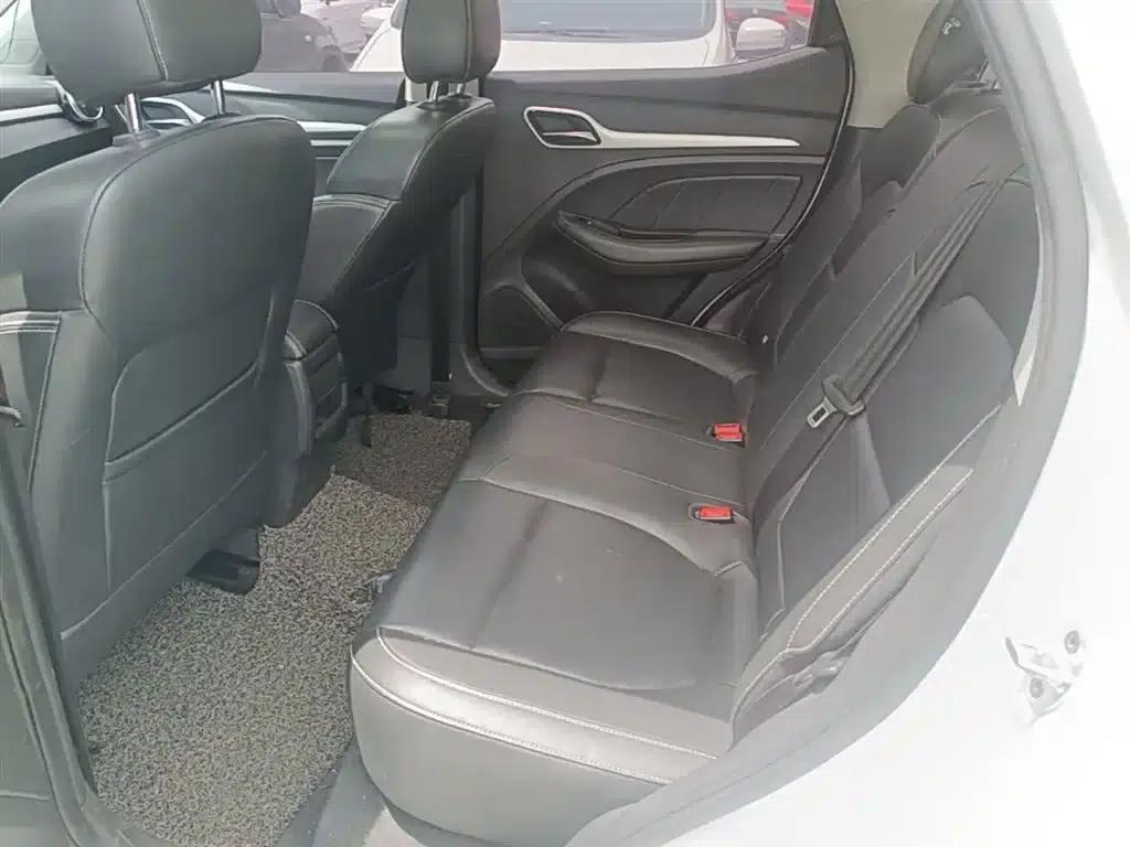MG ZS 2017 1.5L Automatic Internet Edition — миниатюра 17