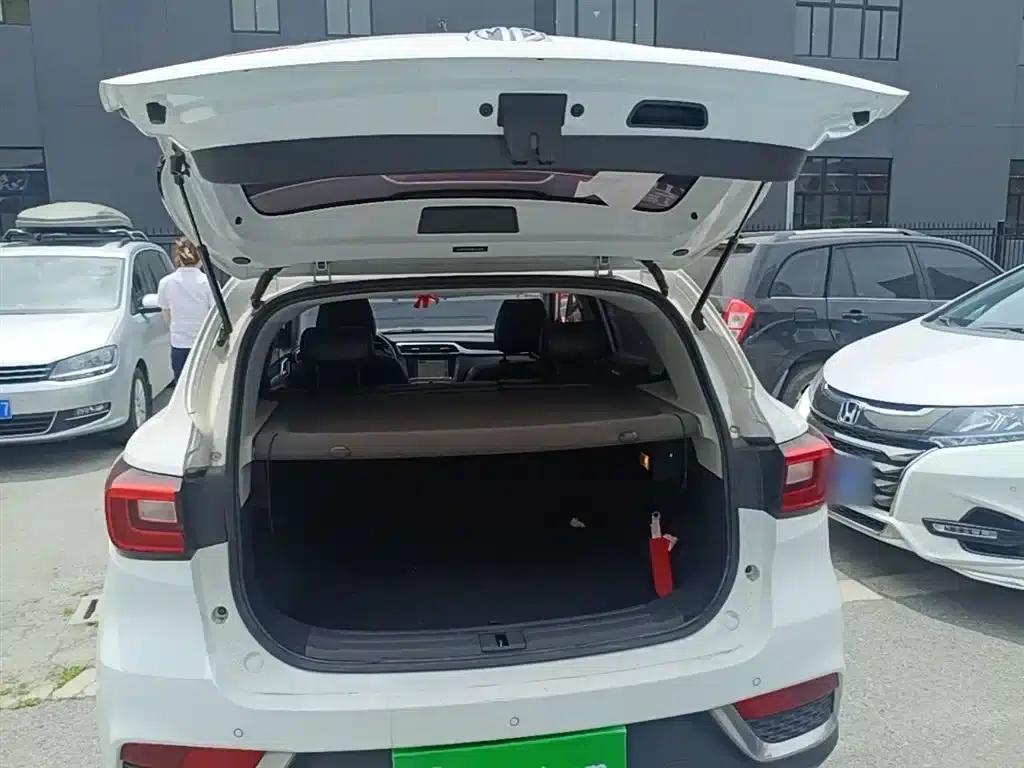 MG ZS 2017 1.5L Automatic Internet Edition — миниатюра 19