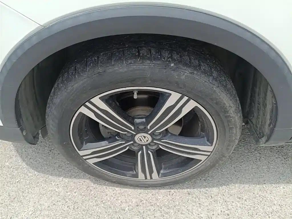 MG ZS 2017 1.5L Automatic Internet Edition — миниатюра 23
