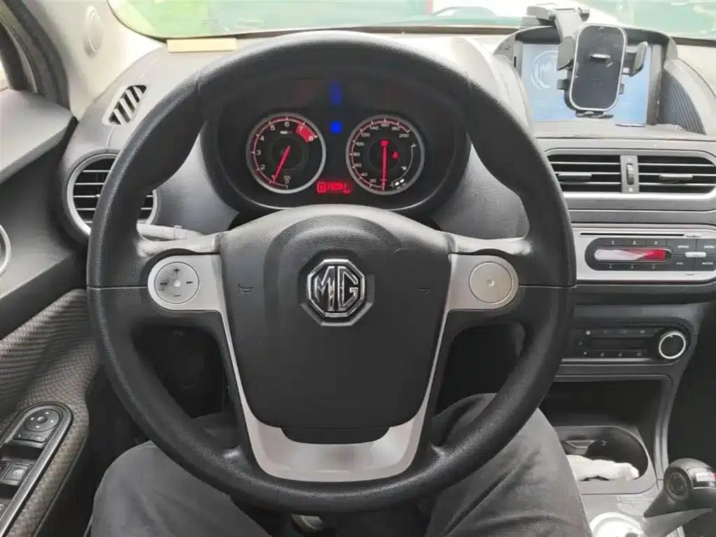 MG3 2014 1.5L AMT Elite Edition — миниатюра 11