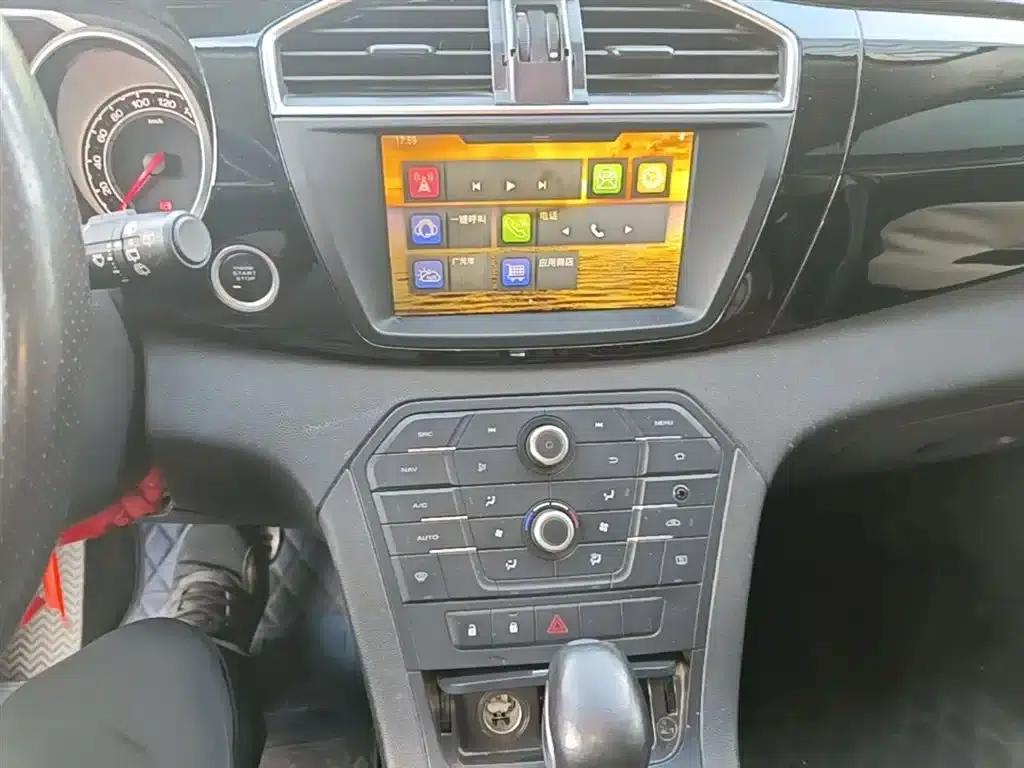 2015 GS 2.0TGI TST Luxury Edition — миниатюра 13