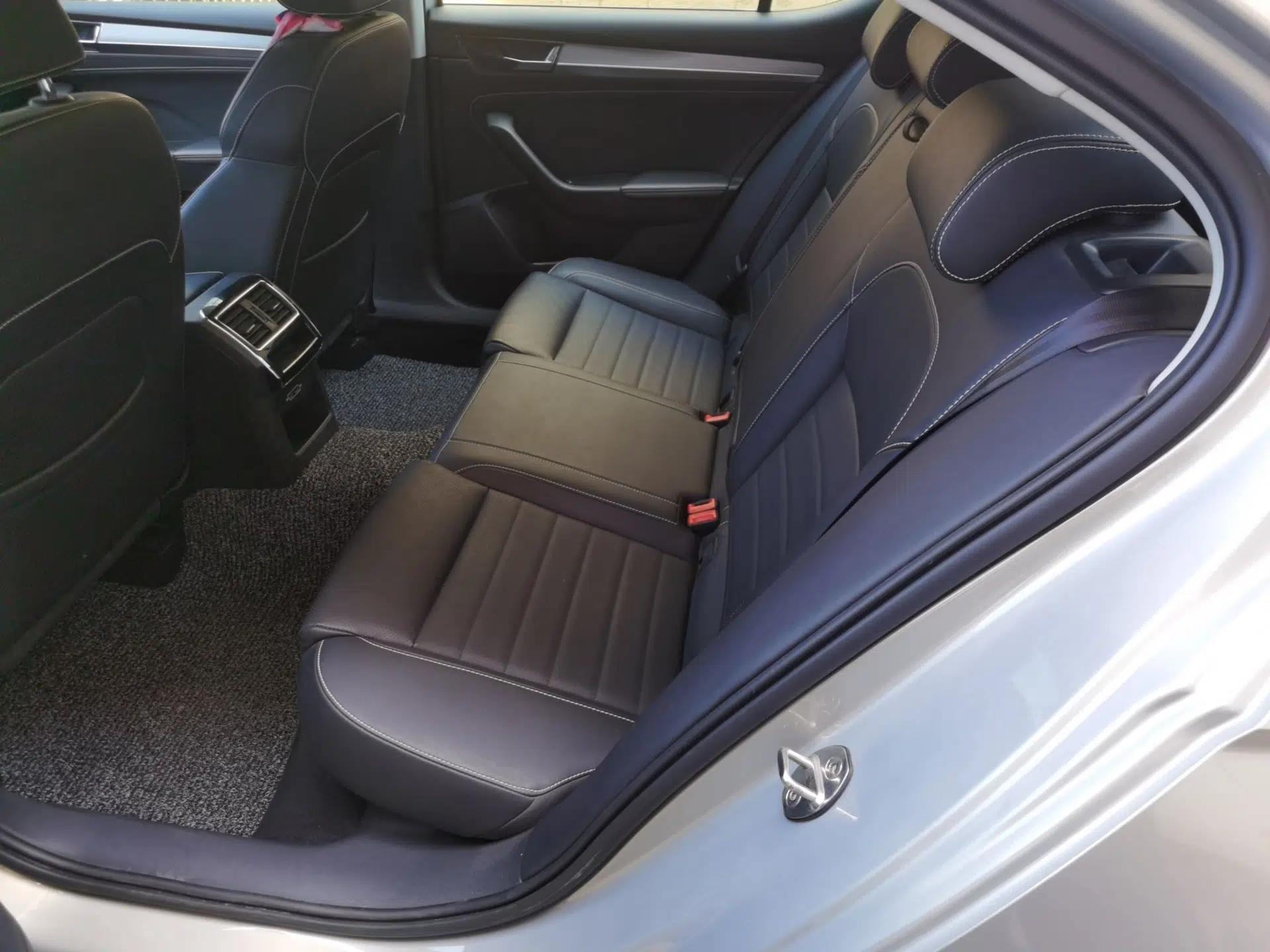 Skoda Superb 2019 Facelifted TSI280 DSG Comfort Edition — миниатюра 18