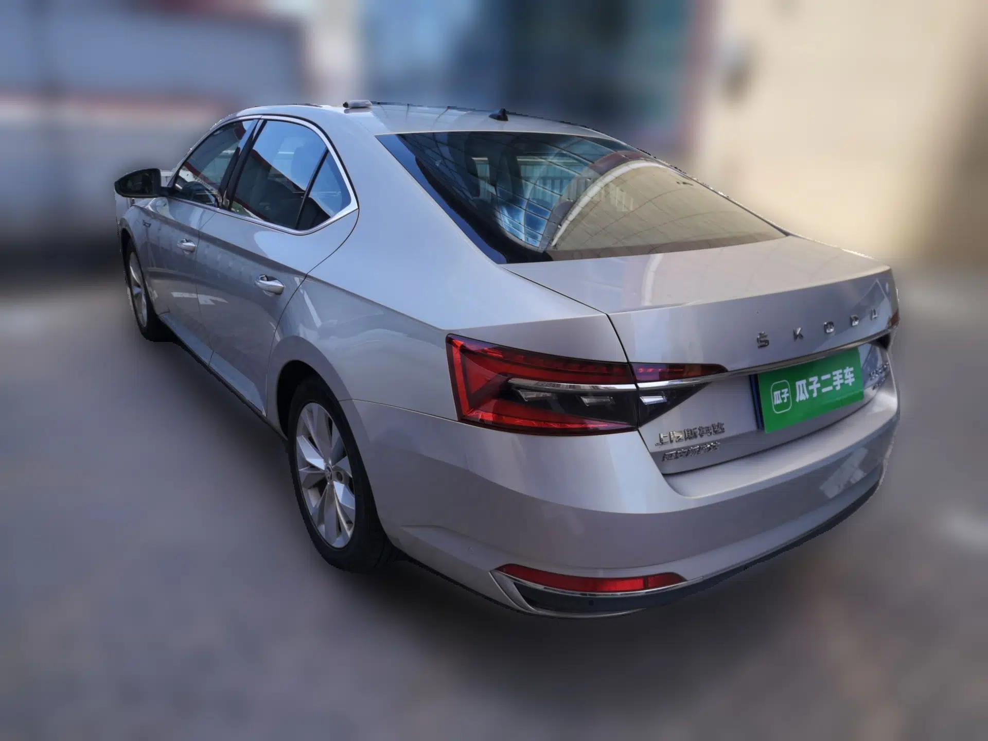 Skoda Superb 2019 Facelifted TSI280 DSG Comfort Edition — миниатюра 4