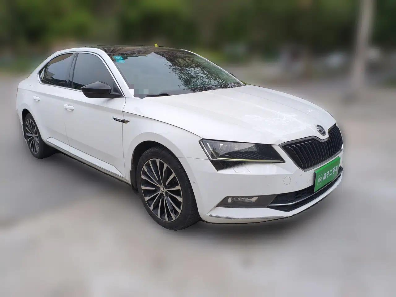 Skoda Superb 2016 TSI330 DSG Smart Drive Edition — миниатюра 3