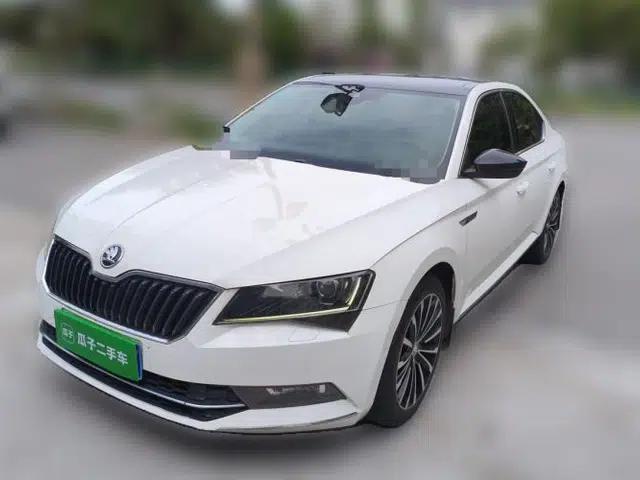 Skoda Superb 2016 TSI330 DSG Smart Drive Edition