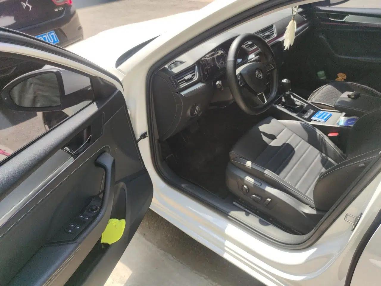Skoda Superb 2019 TSI280 DSG Comfort Edition — миниатюра 17