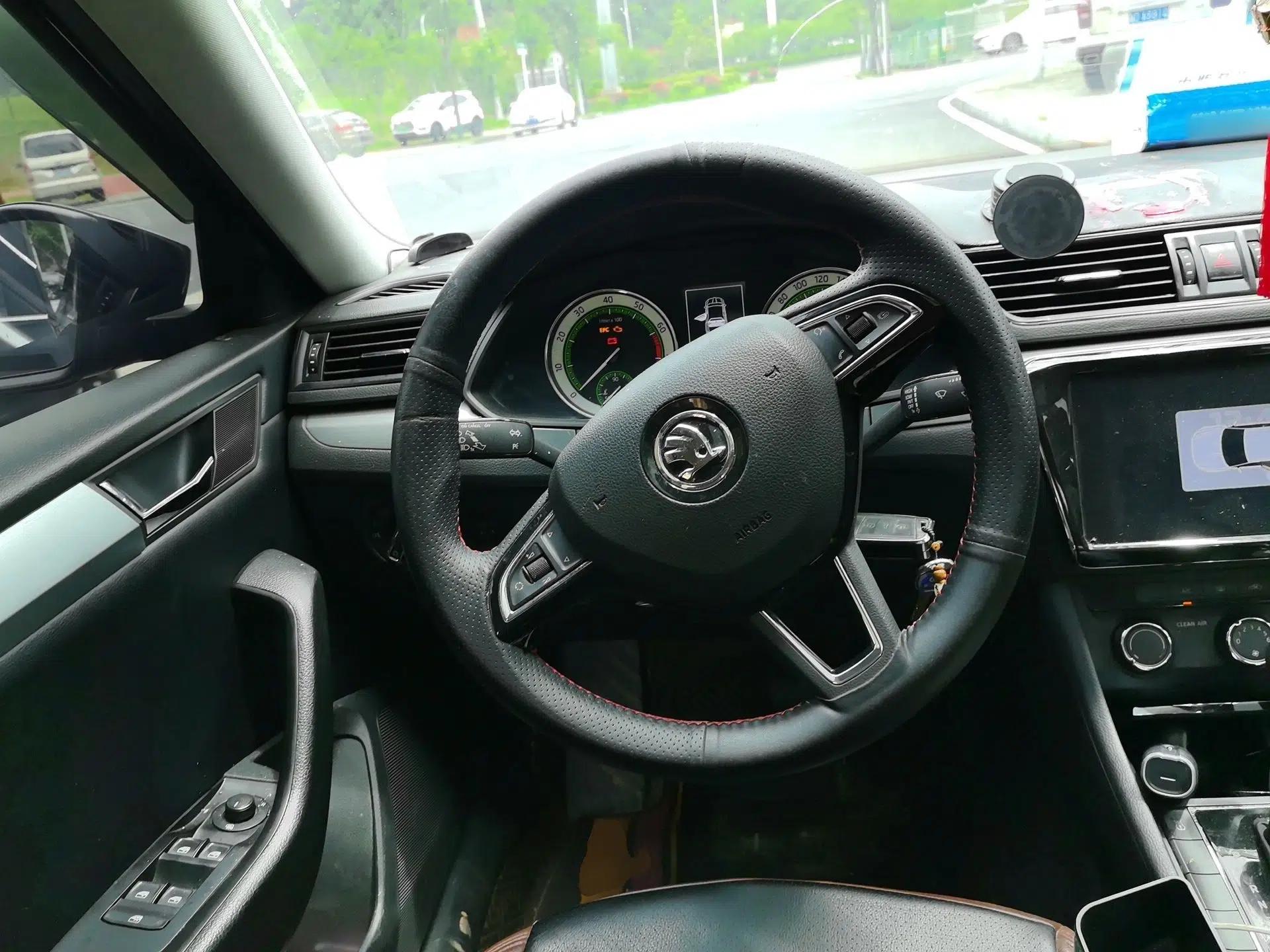 Skoda Superb 2018 TSI280 DSG Standard Edition China V Emission Standard — миниатюра 11