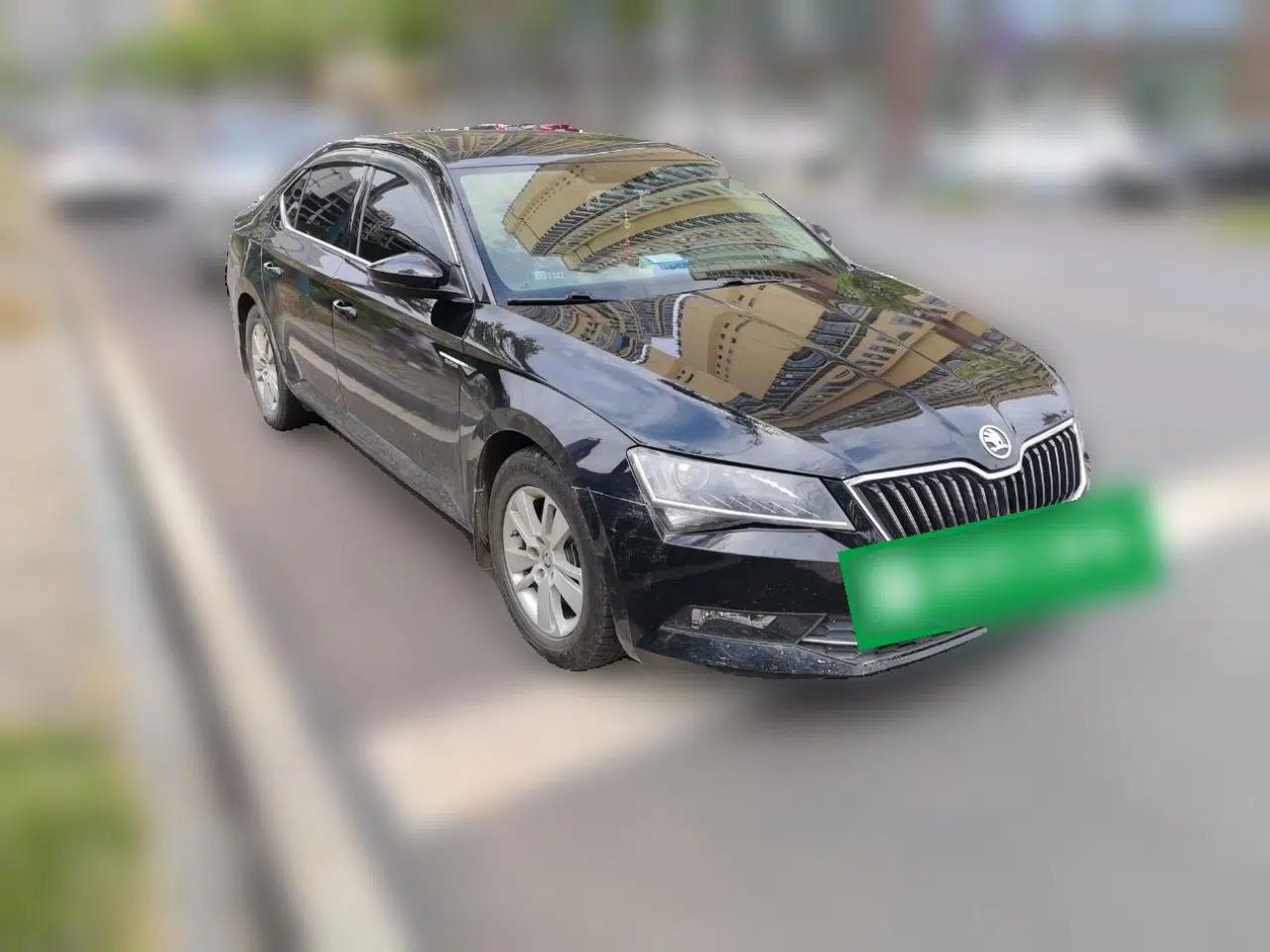 Skoda Superb 2018 TSI280 DSG Standard Edition China V Emission Standard — миниатюра 3