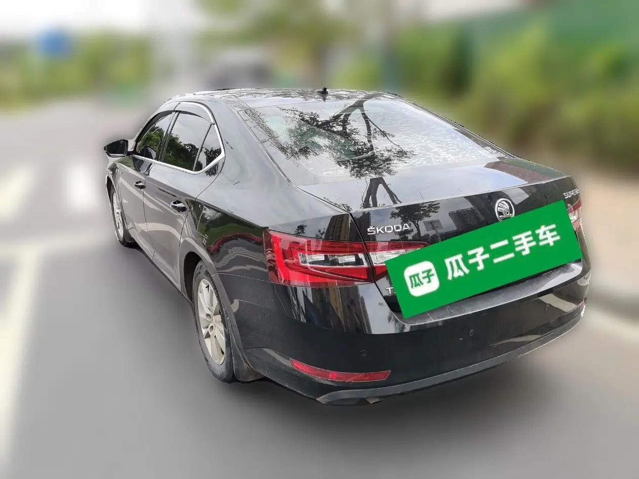 Skoda Superb 2018 TSI280 DSG Standard Edition China V Emission Standard — миниатюра 4