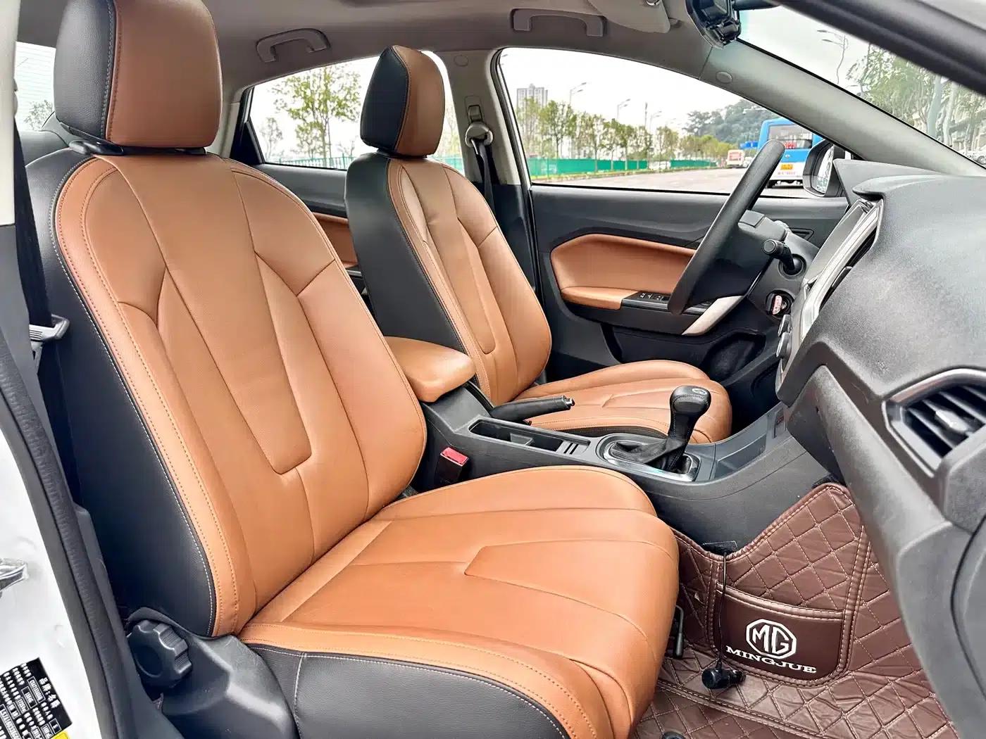 2016 Ford GT 1.5T Automatic Value Luxury Edition — миниатюра 24